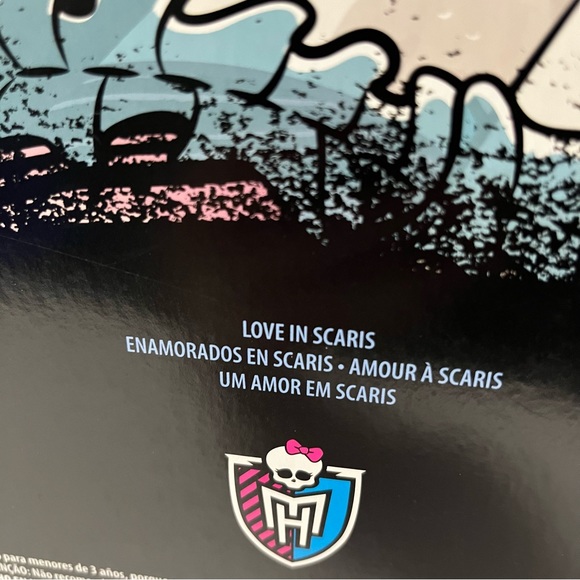 MONSTER HIGH DOLL GARROTT DU ROQUE & ROCHELLE GOYLE LOVE IN SCARIS NRFB - Picture 8 of 11